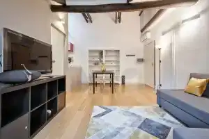 Stylish Apartment in the heart of Torino, Турин