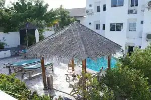 Tropical Paradise Residence, Ламаи Бич