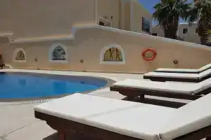 Villa Irini Kamari, Камари