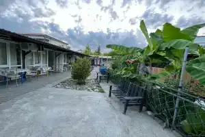 Гостевой дом «Уютный дворик», Лазаревское