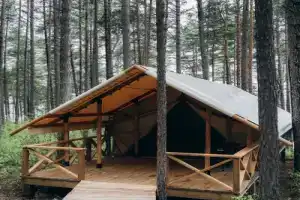 Глэмпинг «Baikal Village», Максимиха