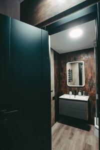 Вазуза Лав - 77