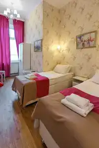 Art Nuvo Palace - 81