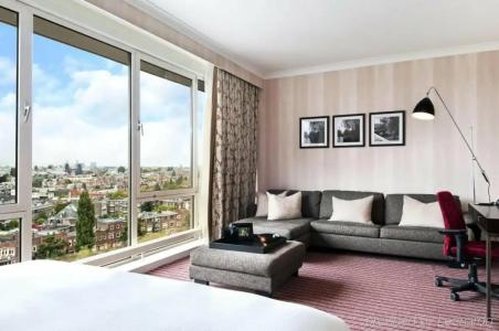 Hilton Amsterdam - 20
