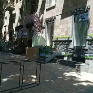 Avenue 23 - 7