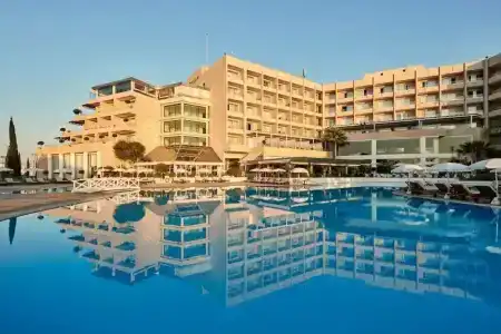 Grecian Park - 1