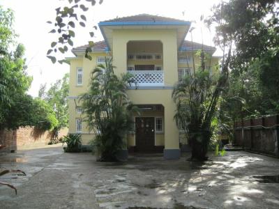 Golden Guest Inn - 35