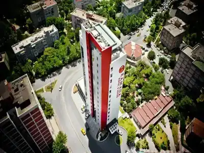 Ramada & Suites by Wyndham İstanbul Ataköy - 9