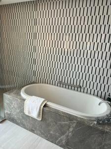 Centara Grand At Centralworld - Sha Extra Plus Certified - 60