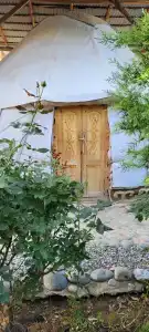 Happy Nomads Yurt Camp & Hostel - 4