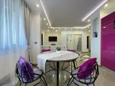 Дизайнерские апартаменты в доме бизнес-класса в Московском районе - 23