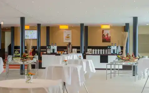 Holiday Inn Berlin Airport - Conference Centre, An Ihg - 71
