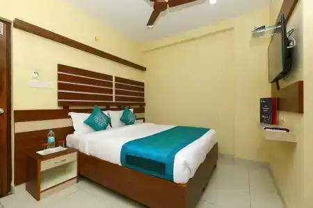 Oyo 7224 Krishna Prasad - 16