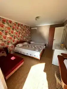У Эли - 2