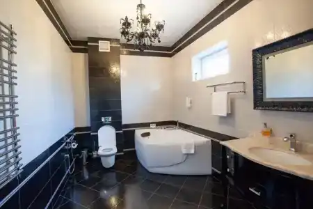 City & Business - 10