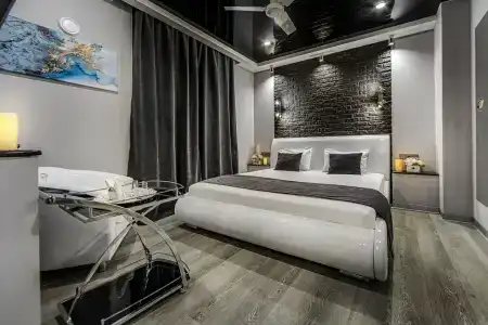 Алекс отель на Дыбенко - 2