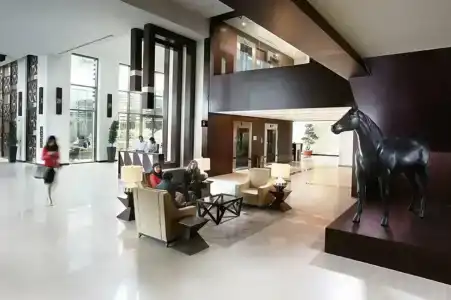Metropolitan Dubai - 18