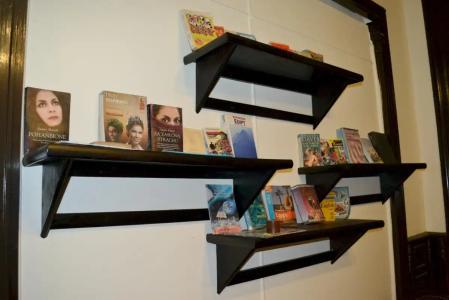 Cecilia Hostel - 10