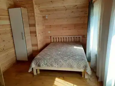 Зеленый дом у пляжа - 12