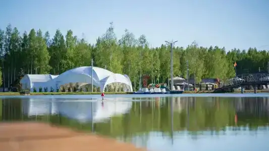 Место 7 - 32