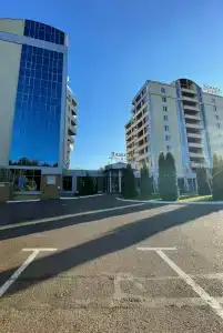 Ramada Hotel & Suites by Wyndham - 34