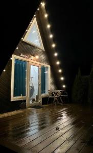 Треугольный стильный дом рядом с сыроварней - 40