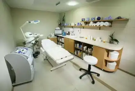 Respect Hall & Spa - 24