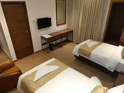 The Kings Park Grand - 53