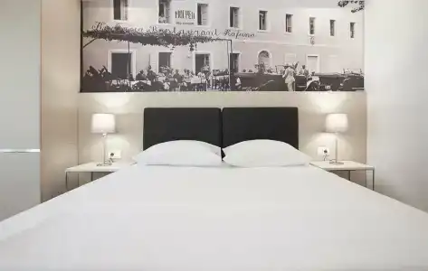 Casa Mia Rooms and - 9