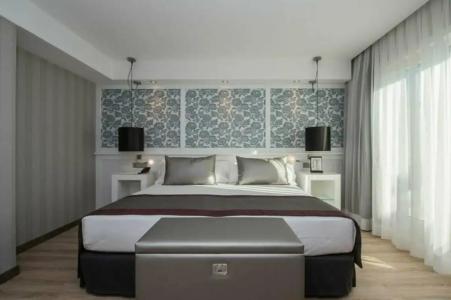 Catalonia Plaza Catalunya - 23