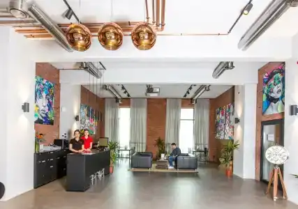 Докландс - 93