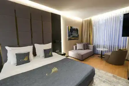 Broyt Suites - 51