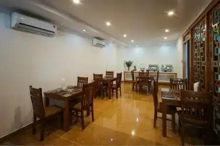 Reddoorz Plus Near Cau Giay Park - 19