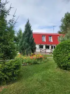 У озера - 4