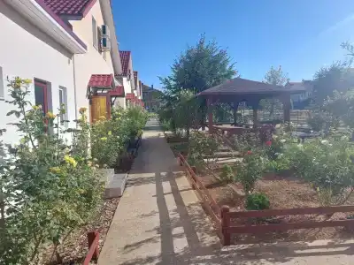 Золотые Пески - 30