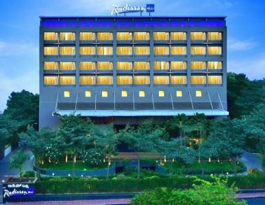 Radisson Blu Bengaluru Outer Ring Road - 6