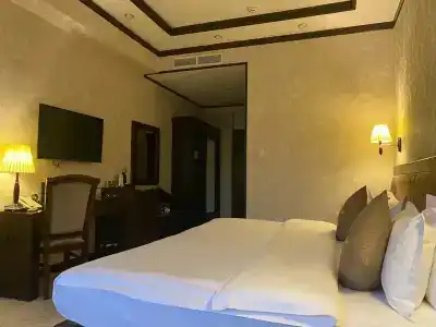 Qushbegi Plaza - 25