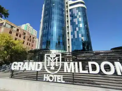 Grand Mildom - 0