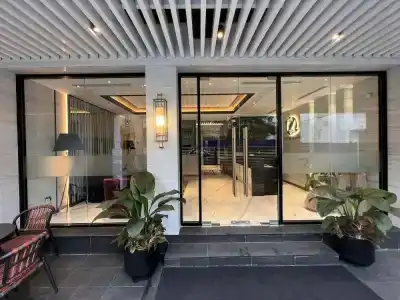Zest Metropole - 38