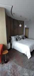 Paragraph Freedom Square, A Luxury Collection, - 58