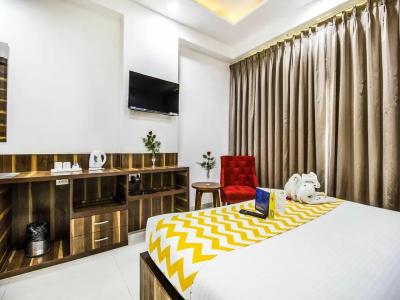 FabSapphire Inn - 32