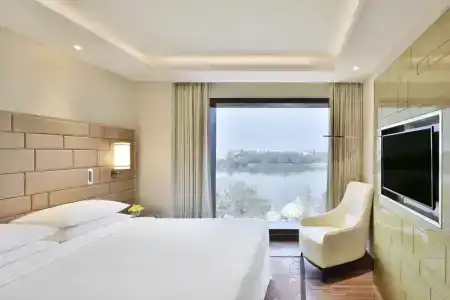 Courtyard by Marriott Bengaluru Hebbal - 42