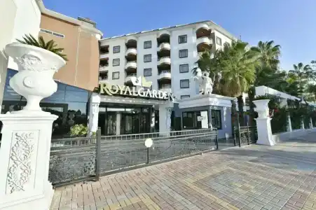 Royal Garden Beach - 24