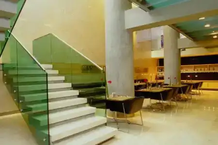 Htl Urbano - 23