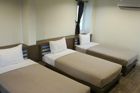 Samsen Sam Place - 65