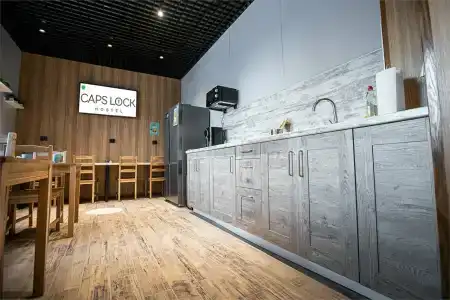 Capslock Hostel - 96