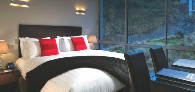 Swiss-Belsuites Pounamu - 48