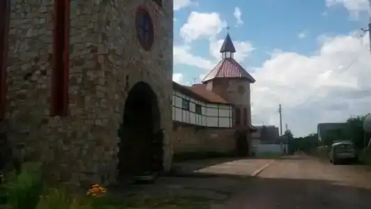 Замок - 1