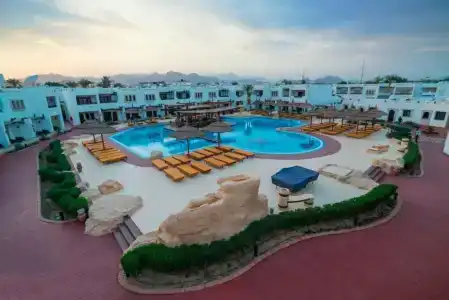 The Grand Resort - 16