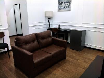 Boutique Living - 6